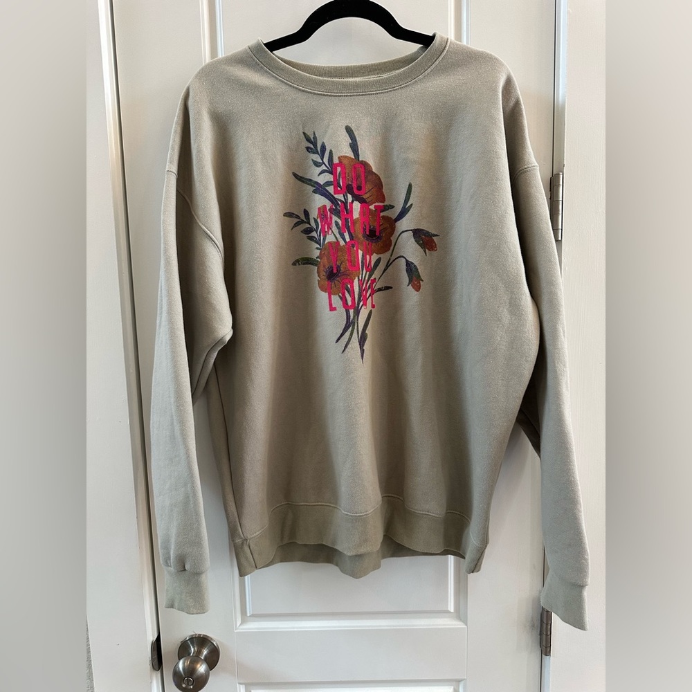 NATURAL LIFE Tan Sweater with Floral Graphic NWOT